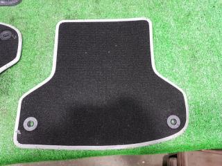 Коврики комплект AUDI A3 8PA CAX 8P2863691 3 ракурс