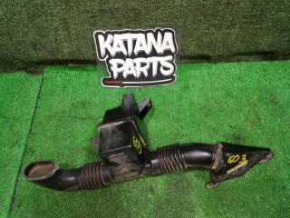 Патрубок воздушного фильтра SUZUKI SWIFT HT51S M13A 13870-80GA0 2 ракурс