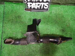 Патрубок воздушного фильтра SUZUKI SWIFT HT51S M13A 13870-80GA0 3 ракурс