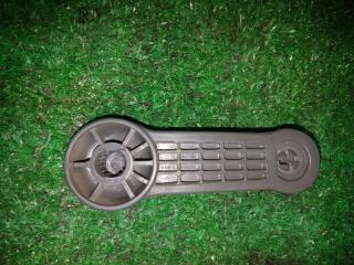 Ручка в салоне левая задняя SUZUKI SWIFT HT51S M13A 82960-60G00-T01 4 ракурс Ручка в салоне левая задняя SUZUKI SWIFT HT51S M13A 82960-60G00-T01 4 ракурс