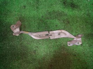 Петля капота передняя DAIHATSU TERIOS J100G HCEJ 53401-87701 3 ракурс