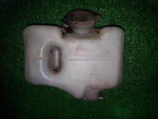 Бачок стеклоомывателя задний MAZDA MPV LVLR WLT LA05-67-480A 2 ракурс