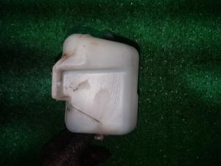 Бачок стеклоомывателя задний MAZDA MPV LVLR WLT LA05-67-480A 5 ракурс