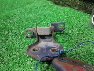 Петли на дверь правая передняя MAZDA MPV LVLR WLT LA01-58-210C 3 ракурс