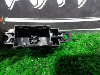 Кнопка стеклоподъемника левая передняя NISSAN R'NESSA N30 SR20DE 25411-AD000 5 ракурс