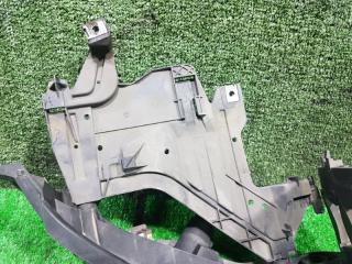 Крепление фары правое переднее AUDI A4 8K5 CDHB 8K0805608 3 ракурс