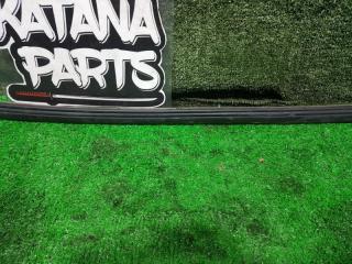 Уплотнительная резинка дверей правая передняя OPEL CORSA S93 X12XE 9114054 4 ракурс