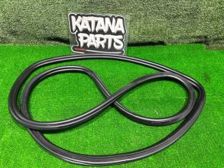 Запчасть уплотнительная резинка дверей передняя левая MERCEDES-BENZ V-CLASS 2008