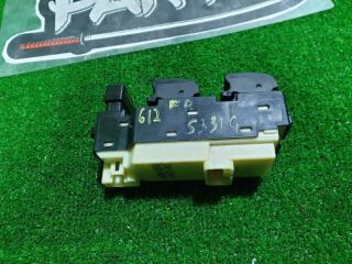 Блок управления стеклами правый передний DAIHATSU ATRAI S331G KFDET 84820-B5050 5 ракурс