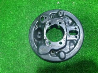 Кожух тормозного диска правый задний DAIHATSU ATRAI S331G KFDET 47043-97504 2 ракурс Кожух тормозного диска правый задний DAIHATSU ATRAI S331G KFDET 47043-97504 2 ракурс