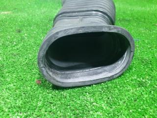 Воздухозаборник HONDA HR-V GH3 D16A 17244-PEL-000 5 ракурс Воздухозаборник HONDA HR-V GH3 D16A 17244-PEL-000 5 ракурс