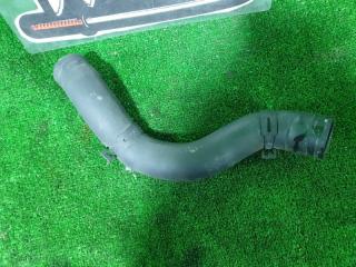 Патрубок радиатора NISSAN JUKE YF15 HR15DE 21501-ED000 2 ракурс