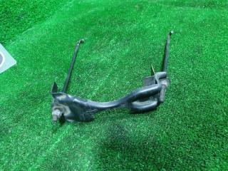 Крепление аккумулятора NISSAN JUKE YF15 HR15DE 24428-EN000 5 ракурс