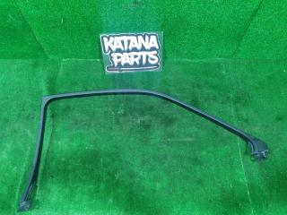 Молдинг на дверь правый задний TOYOTA CROWN GRS182 3GRFSE 67673-30050 2 ракурс