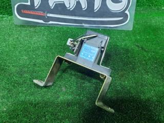 Датчик замедления NISSAN AVENIR PNW11 SR20DE 47930-WA200 2 ракурс