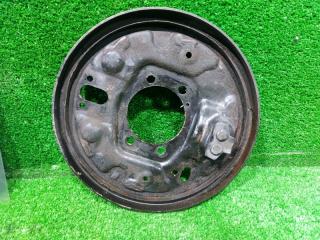 Кожух тормозного диска левый задний DAIHATSU HIJET S321V KFVE 47044-97504 2 ракурс Кожух тормозного диска левый задний DAIHATSU HIJET S321V KFVE 47044-97504 2 ракурс