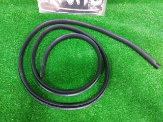 Уплотнительная резинка дверей правая передняя DAIHATSU ATRAI S331G KFDET 62313-B5030-C0 2 ракурс