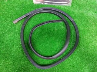 Запчасть уплотнительная резинка дверей передняя левая DAIHATSU ATRAI 2011