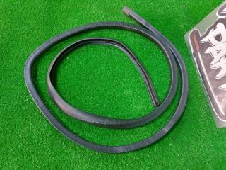Уплотнительная резинка дверей левая передняя DAIHATSU ATRAI S331G KFDET 62313-B5030-C0 2 ракурс