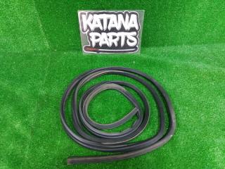 Уплотнительная резинка дверей левая задняя DAIHATSU ATRAI S331G KFDET 67871-B5010 1 ракурс