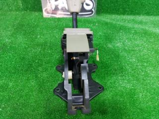Ручка переключения автомата DAIHATSU ATRAI S331G KFDET 33550-B5130-E0 5 ракурс