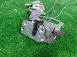 Замок двери правый задний DAIHATSU ATRAI S331G KFDET 69630-B5030 4 ракурс