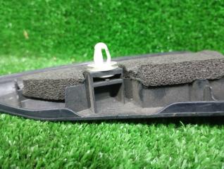 Уголок крыла левый передний TOYOTA LAND CRUISER PRADO KZJ90 1KZTE 67492-60050 3 ракурс