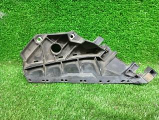 Крепление бампера правое переднее NISSAN FUGA KY51 VQ37VHR 62058-1MA0A 2 ракурс