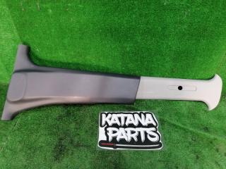 Накладка на стойку кузова левая SUZUKI KEI HN22S K6AT 76240-75G02-P4Z 1 ракурс Накладка на стойку кузова левая SUZUKI KEI HN22S K6AT 76240-75G02-P4Z 1 ракурс