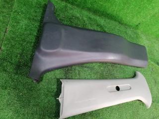 Накладка на стойку кузова левая SUZUKI KEI HN22S K6AT 76240-75G02-P4Z 3 ракурс Накладка на стойку кузова левая SUZUKI KEI HN22S K6AT 76240-75G02-P4Z 3 ракурс