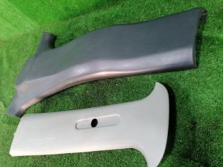 Накладка на стойку кузова левая SUZUKI KEI HN22S K6AT 76240-75G02-P4Z 4 ракурс Накладка на стойку кузова левая SUZUKI KEI HN22S K6AT 76240-75G02-P4Z 4 ракурс