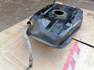 Бензобак SUZUKI KEI HN22S K6AT 89101-76G11 3 ракурс