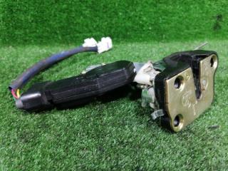 Замок двери правый передний DAIHATSU ATRAI 7 S231G K3VE 69030-97506 4 ракурс Замок двери правый передний DAIHATSU ATRAI 7 S231G K3VE 69030-97506 4 ракурс