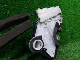 Замок двери левый передний HONDA FIT GP5 LEB 72150-T0A-J11 3 ракурс