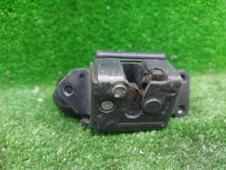 Замок 5-й двери задний TOYOTA NOAH ZRR70W 3ZRFE 69350-28150 4 ракурс