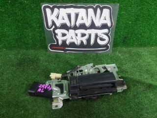 Фото запчасти ручка двери внутренняя задняя левая TOYOTA NOAH контрактная запчасть Запчасть ручка двери внутренняя задняя левая TOYOTA NOAH