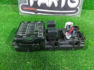 Блок предохранителей MITSUBISHI RVR N23WG 4G63 MR193777 3 ракурс