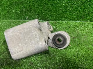 Кронштейн опоры двигателя правый передний ROVER 200 R3, RF 16K4F KKQ100902 5 ракурс