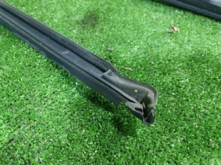 Уплотнитель стекла правый задний BMW X5 F15 N57D30A 51357289668 2 ракурс