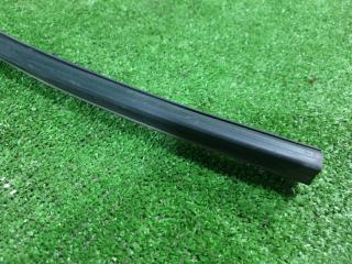 Уплотнитель стекла левый задний BMW X5 F15 N57D30A 51357289667 2 ракурс