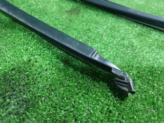Уплотнитель стекла левый задний BMW X5 F15 N57D30A 51357289667 3 ракурс