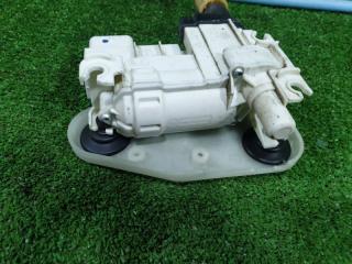 Замок двери левый задний BMW X5 F15 N57D30A 51227281953 2 ракурс