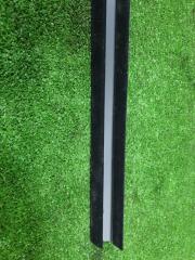 Уплотнитель стекла левый задний BMW X5 F15 N57D30A 51227289641 4 ракурс