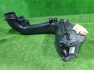 Корпус воздушного фильтра BMW X5 F15 N57D30A 13718573761 5 ракурс