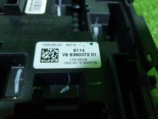 Блок предохранителей BMW X5 F15 N57D30A 61149360372 3 ракурс Блок предохранителей BMW X5 F15 N57D30A 61149360372 3 ракурс