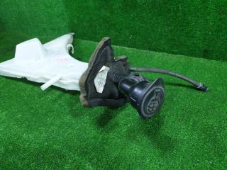 Бачок стеклоомывателя передний BMW X5 F15 N57D30A 61667304068 2 ракурс