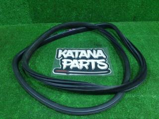 Уплотнительная резинка дверей правая задняя BMW X5 F15 N57D30A 51727289639 1 ракурс