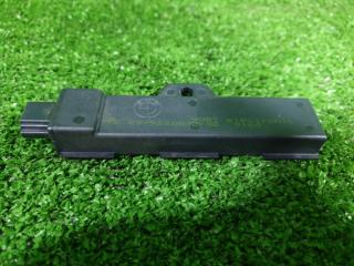 Антенна BMW X5 F15 N57D30A 65209220832 2 ракурс