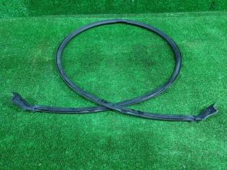 Уплотнительная резинка капота BMW X5 F15 N57D30A 51767294509 5 ракурс Уплотнительная резинка капота BMW X5 F15 N57D30A 51767294509 5 ракурс