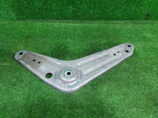 Крепление балки подвески правое заднее BMW X5 F15 N57D30A 33326770978 4 ракурс
